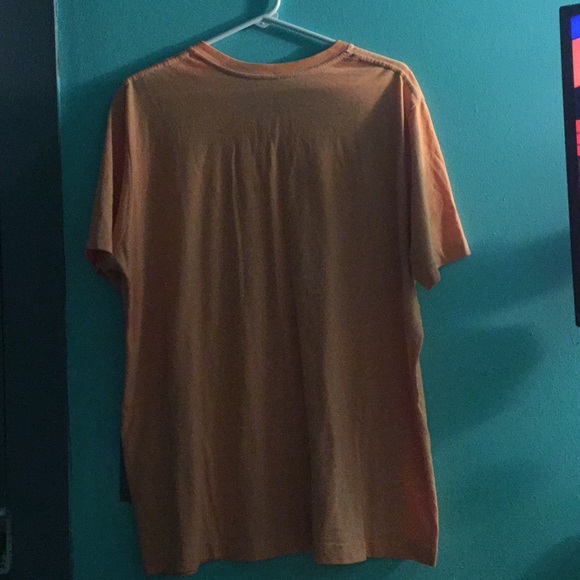 Shirts - Picture 4 of 8